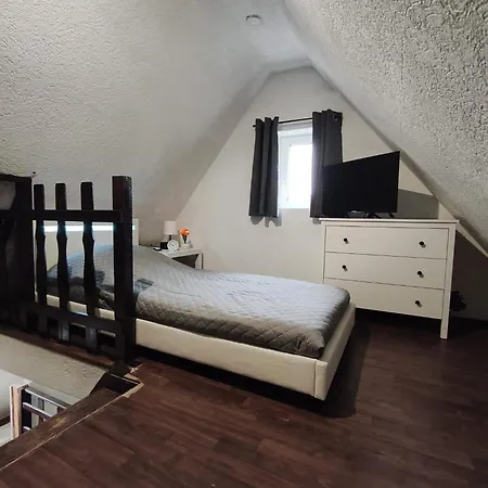 Zuhause G24 In - Bis Zu 6 Personen - 5 Minuten Bis Tripsdrill Apartamento Bonnigheim